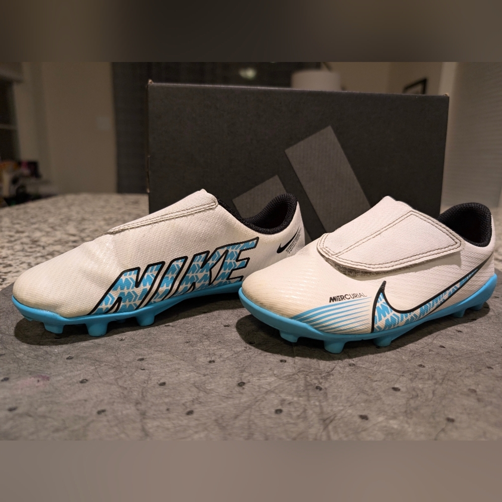Nike Jr Mercurial Vapor 15 Club MG/FG 13C